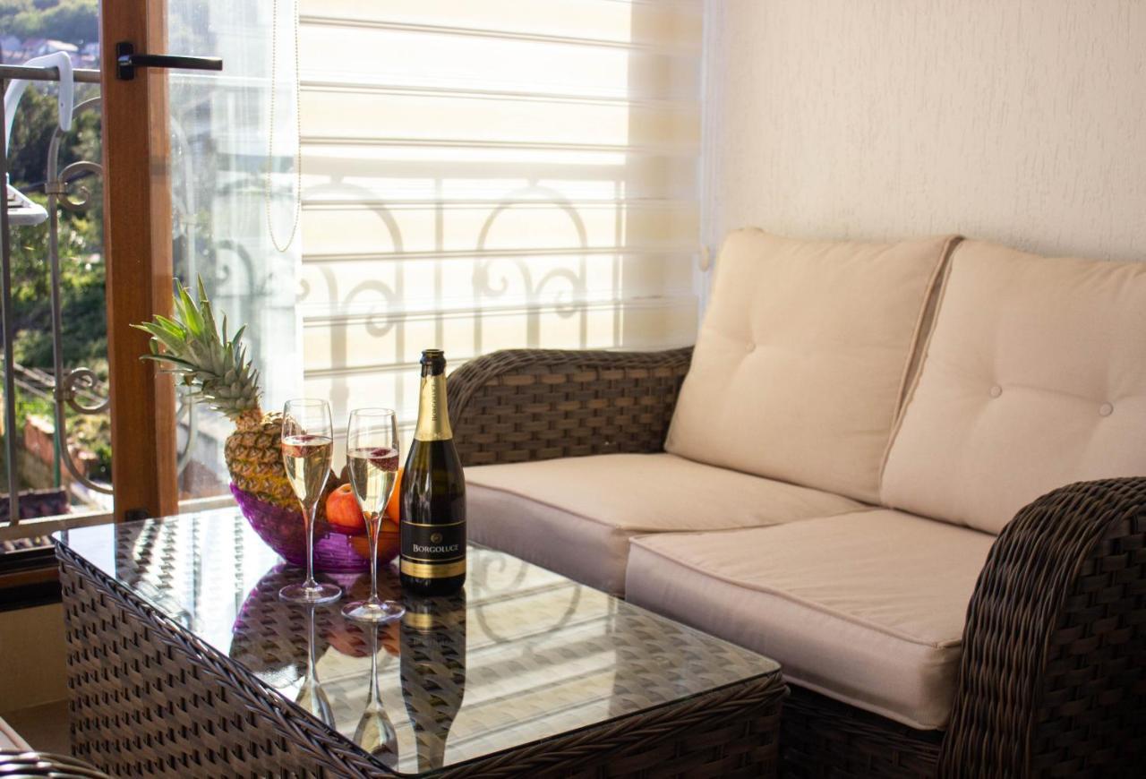 Live By The Sea, Bijela Apartman Rake Kültér fotó